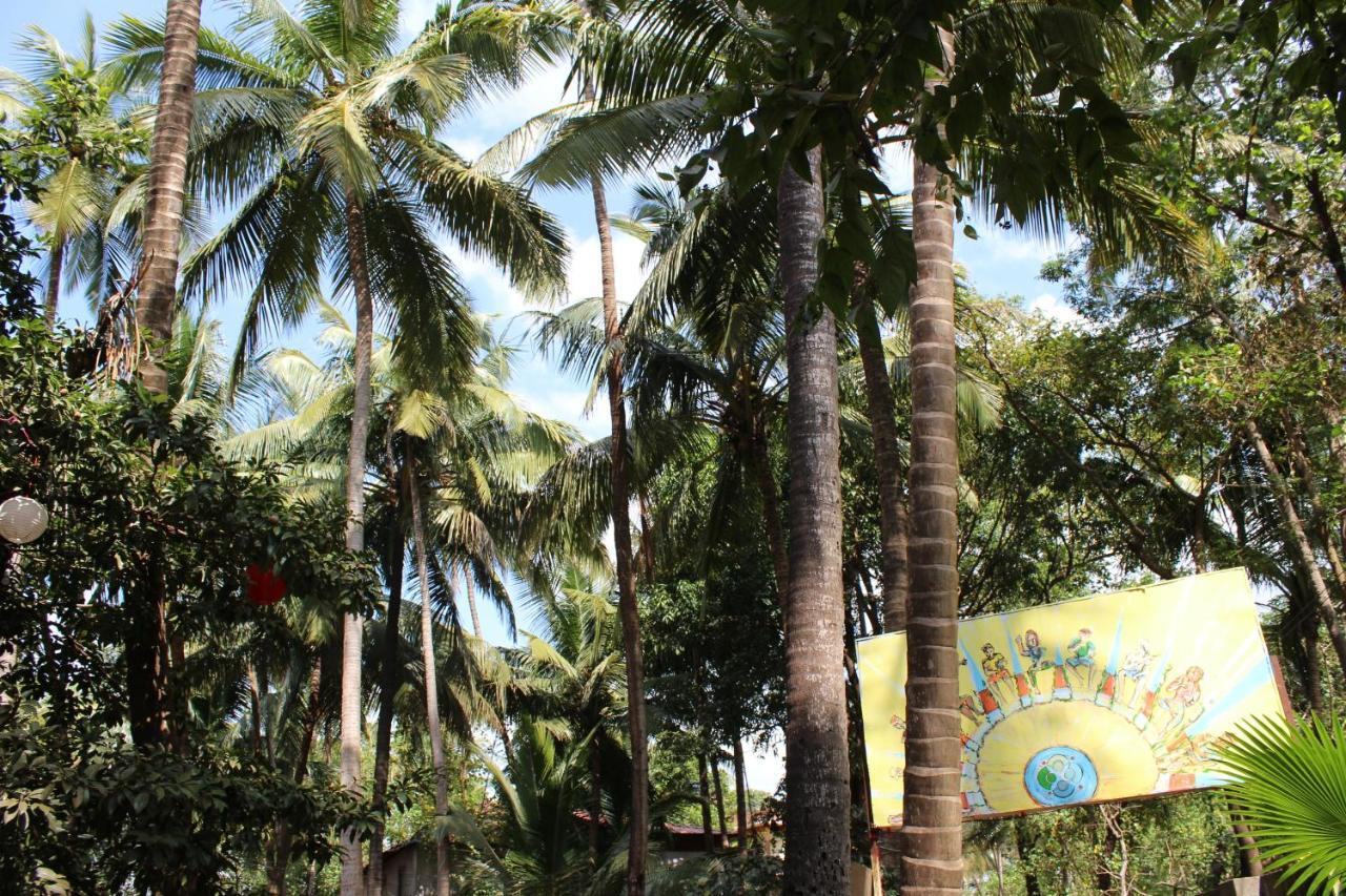 The Peace Hostel - Arambol, Goa Buitenkant foto